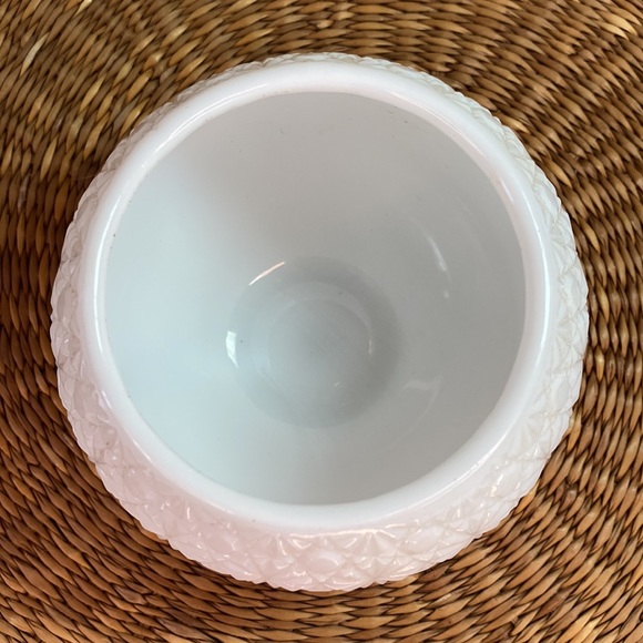 Vintage L.E. Smith White Daisy and Button White Glass Rose Bowl with Flower Frog - Picture 5 of 11